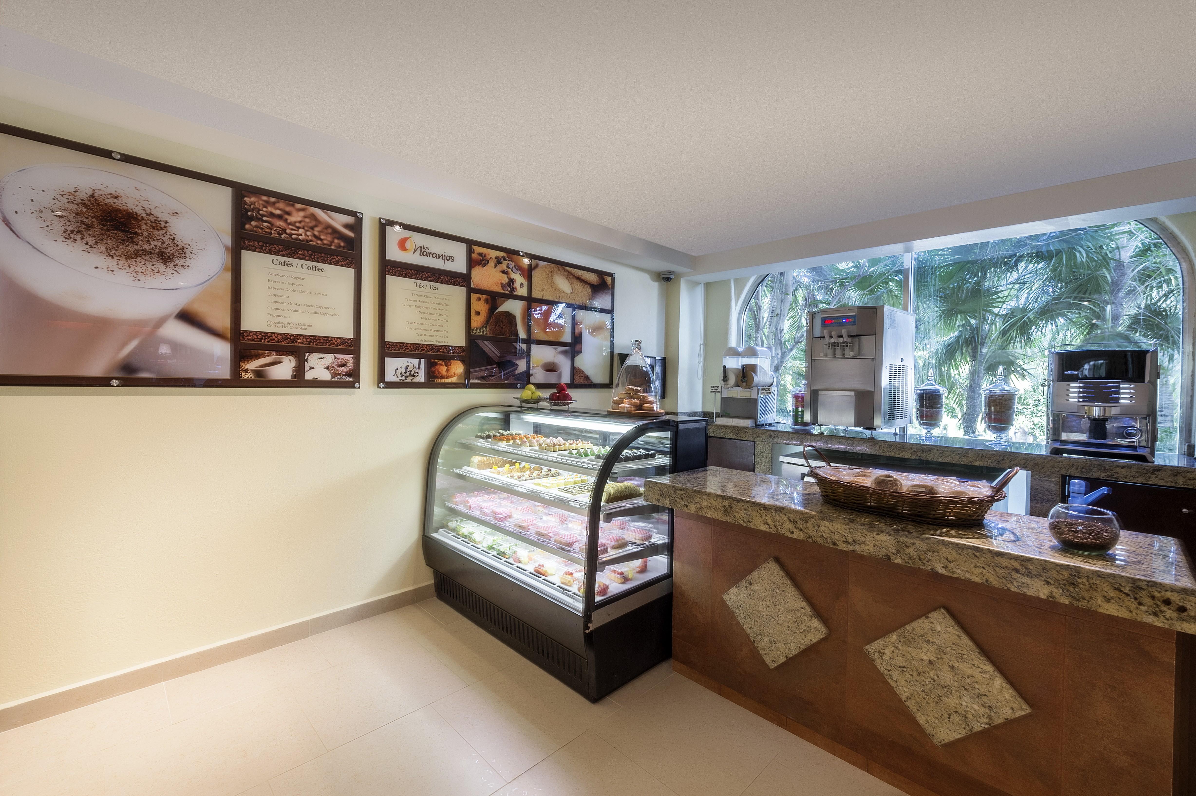 เฟียสตา อเมริกานา กอนเดซา กังกุน ออล อินคลูซีฟ Hotel แคนคูน ภายนอก รูปภาพ Coffee Shop