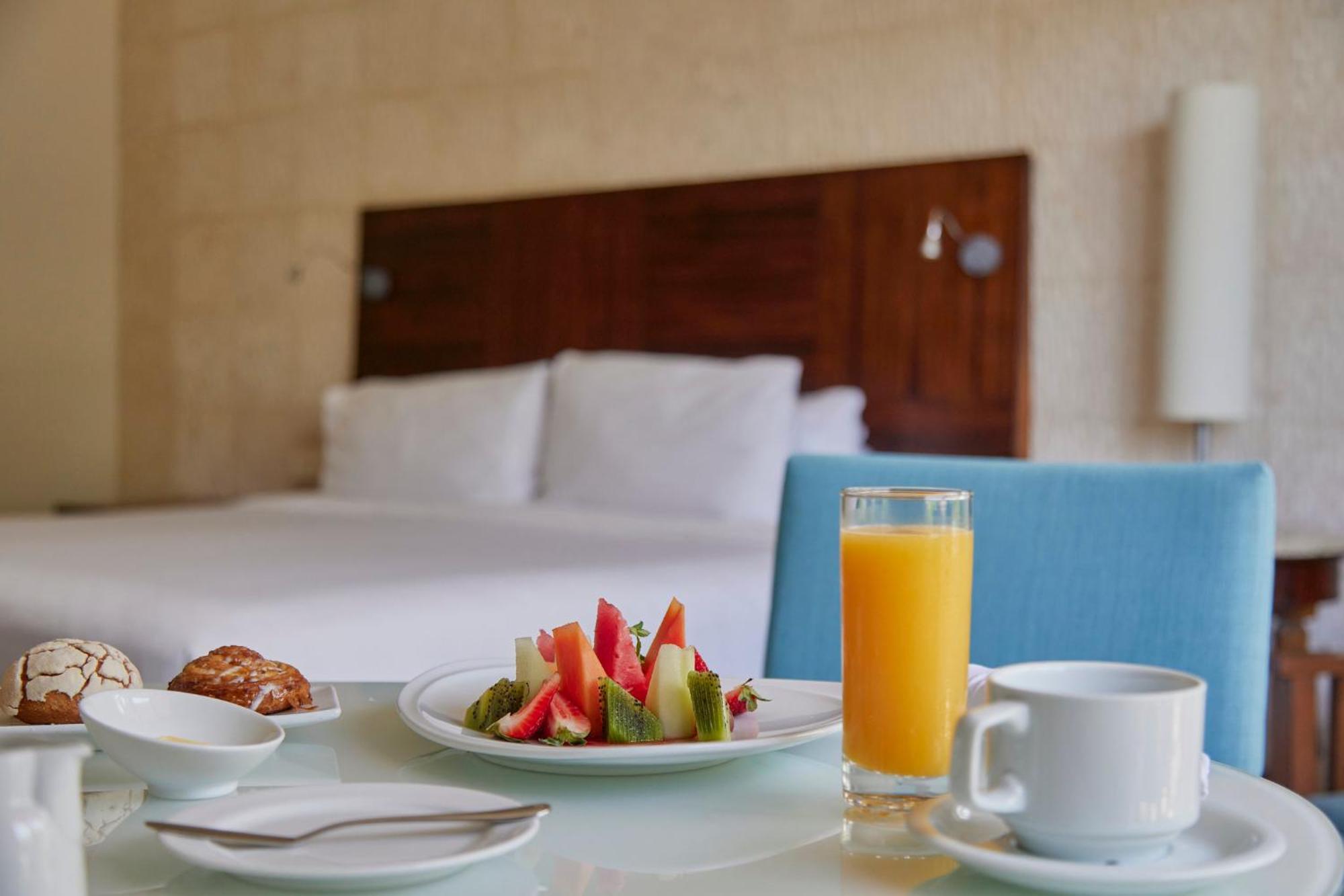 เฟียสตา อเมริกานา กอนเดซา กังกุน ออล อินคลูซีฟ Hotel แคนคูน ภายนอก รูปภาพ